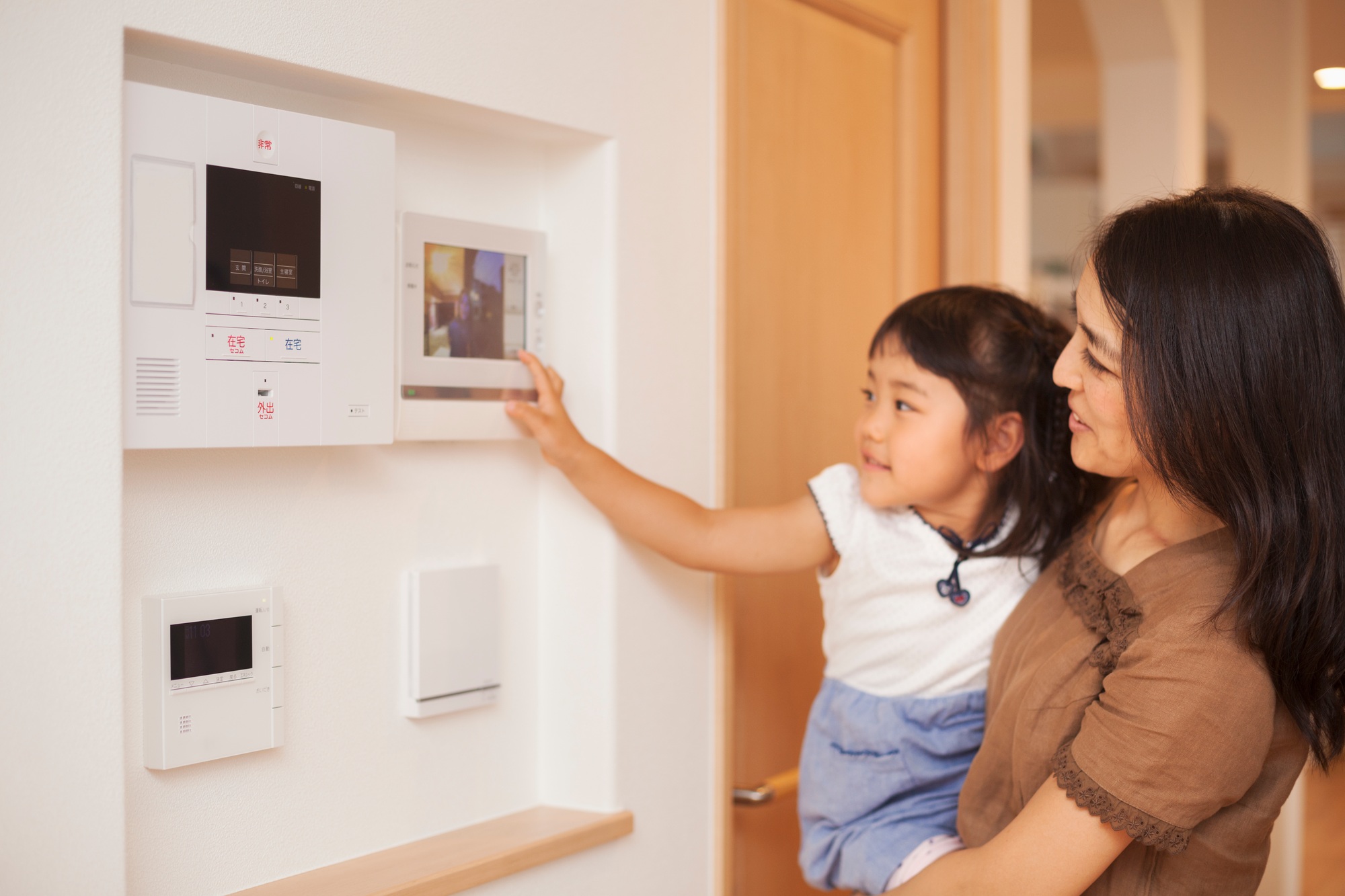 How Can You Keep Your Home Safe with Modern Residential Security Solutions?